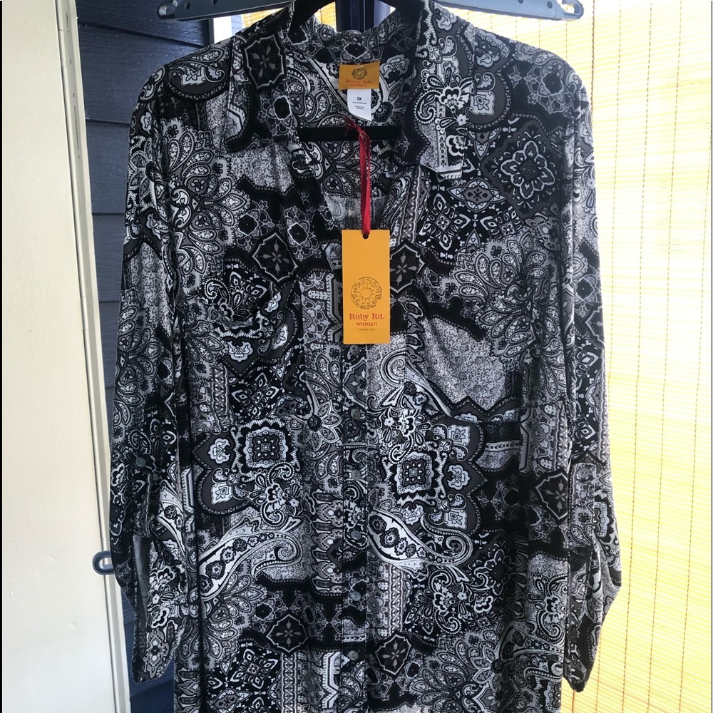Brand NEW "RUBY ROAD WOMAN PAISLEY Blouse